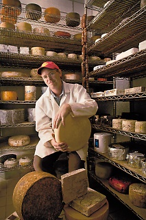 3.Stinky Cheese-1web-1005-fin-c_copyright Randy Duchaine